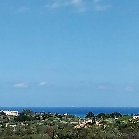 La Mansarda Di Ninetta 奥托纳